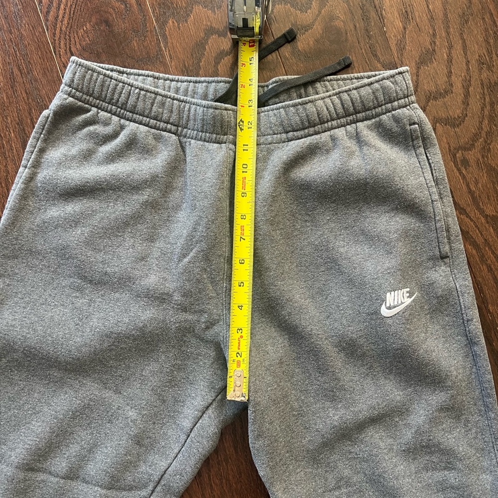 Nike Men’s Club Fleece Sweatpants - Picture 7 of 7
